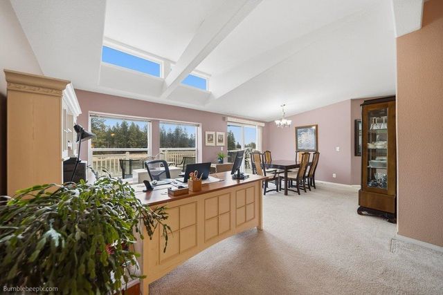 15010 W 4 Mound Rd, Nine Mile Falls, WA 99026