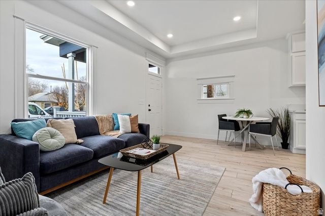 249 S GLENDALE ST, Salt Lake City, UT 84104