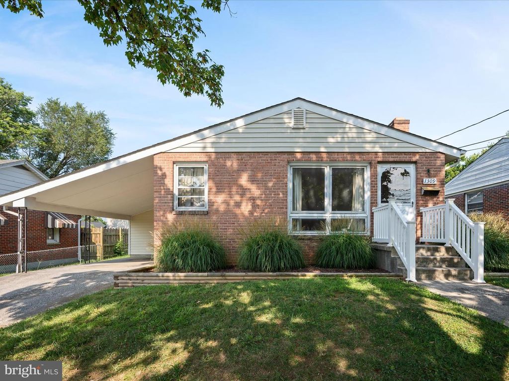 1309 COMMERCE ST, Winchester, VA 22601
