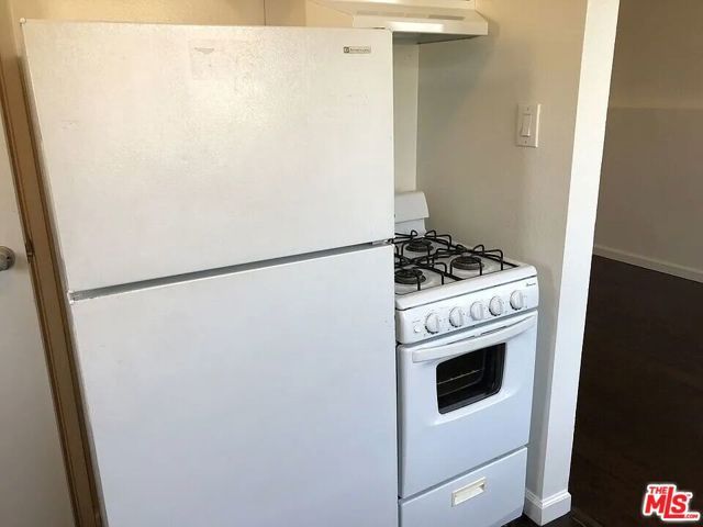 834 Laguna Avenue, Los Angeles, CA 90026