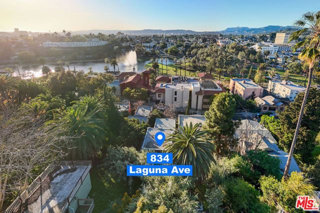 834 Laguna Avenue, Los Angeles, CA 90026