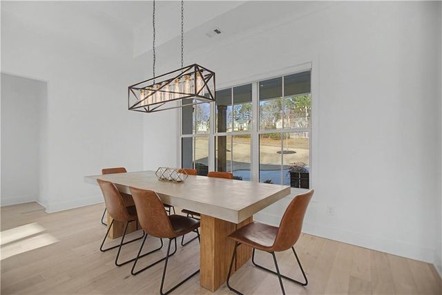 5306 Weeping Creek Trail, Flowery Branch, GA 30542