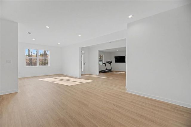 5306 Weeping Creek Trail, Flowery Branch, GA 30542