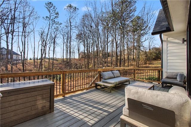 5306 Weeping Creek Trail, Flowery Branch, GA 30542