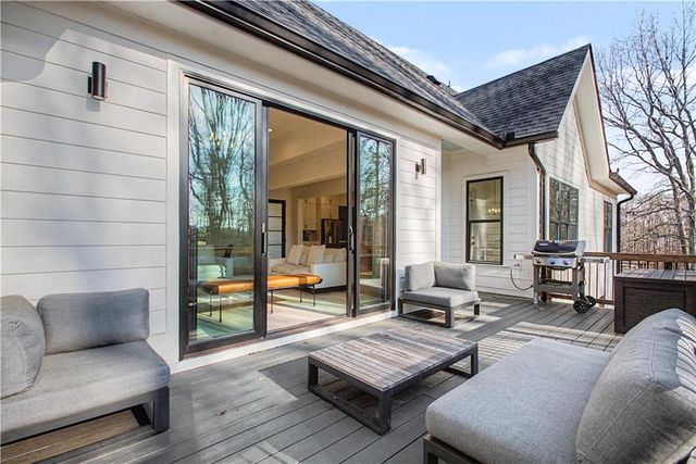 5306 Weeping Creek Trail, Flowery Branch, GA 30542