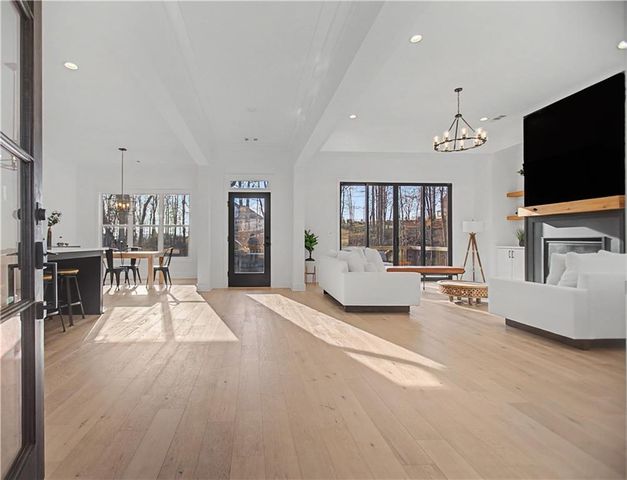 5306 Weeping Creek Trail, Flowery Branch, GA 30542