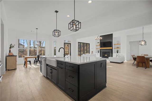 5306 Weeping Creek Trail, Flowery Branch, GA 30542