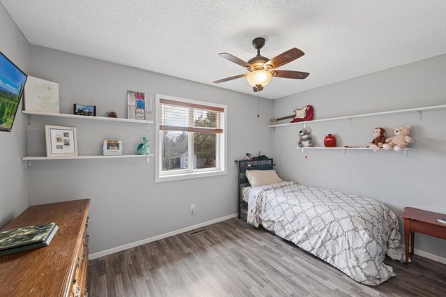 37625 Eleanor Avenue, North Branch, MN 55056