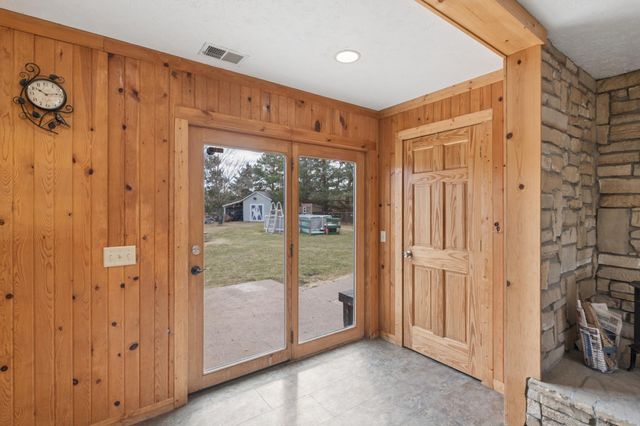 37625 Eleanor Avenue, North Branch, MN 55056