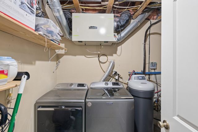 37625 Eleanor Avenue, North Branch, MN 55056