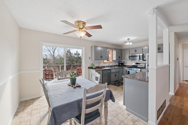 37625 Eleanor Avenue, North Branch, MN 55056