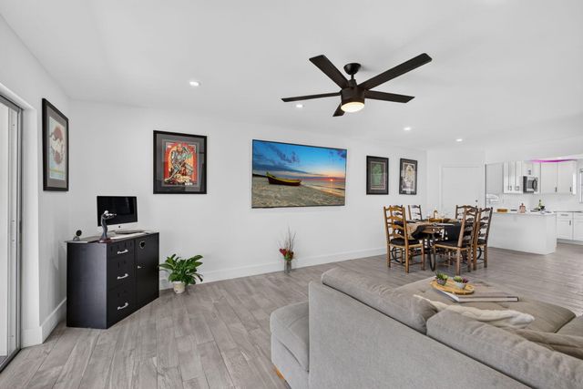 110 Wettaw Lane 106, North Palm Beach, FL 33408