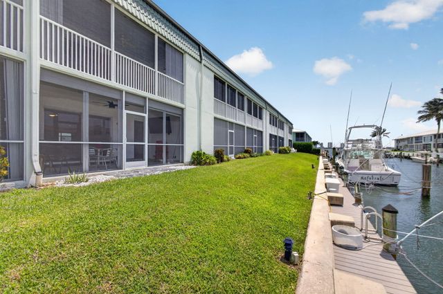 110 Wettaw Lane 106, North Palm Beach, FL 33408