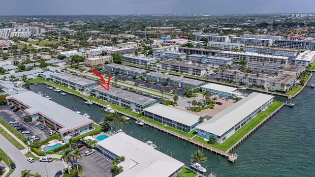 110 Wettaw Lane 106, North Palm Beach, FL 33408