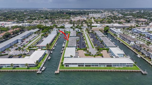 110 Wettaw Lane 106, North Palm Beach, FL 33408