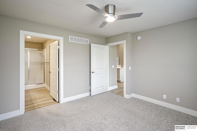 2617 Piney Creek Drive, Elkhorn, NE 68022