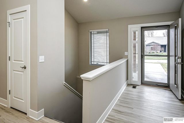 2617 Piney Creek Drive, Elkhorn, NE 68022