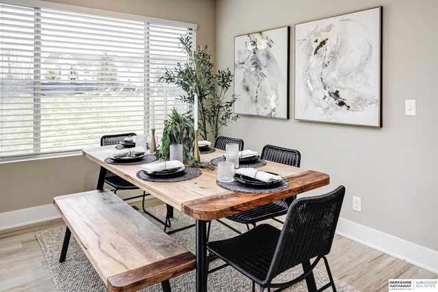 2617 Piney Creek Drive, Elkhorn, NE 68022