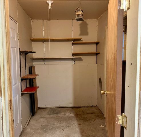 105 Short Street, Delmar, IA 52037