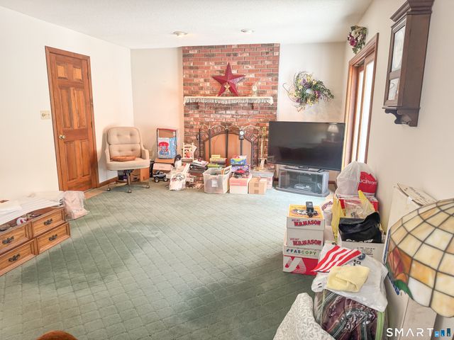 10 Boris Court, Meriden, CT 06450
