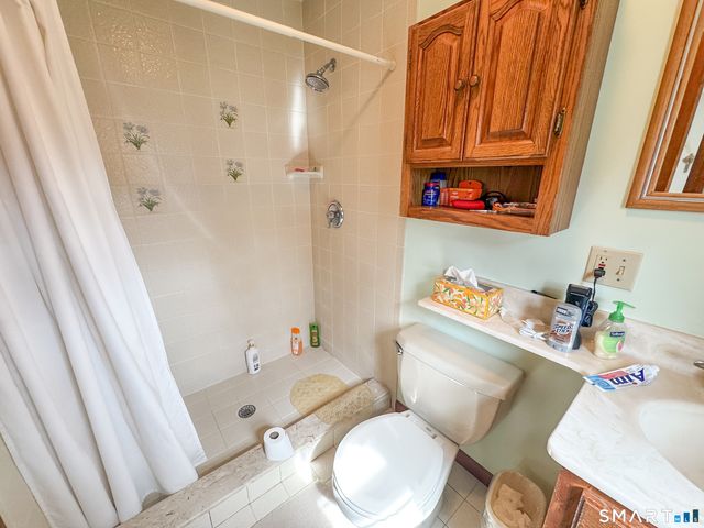 10 Boris Court, Meriden, CT 06450