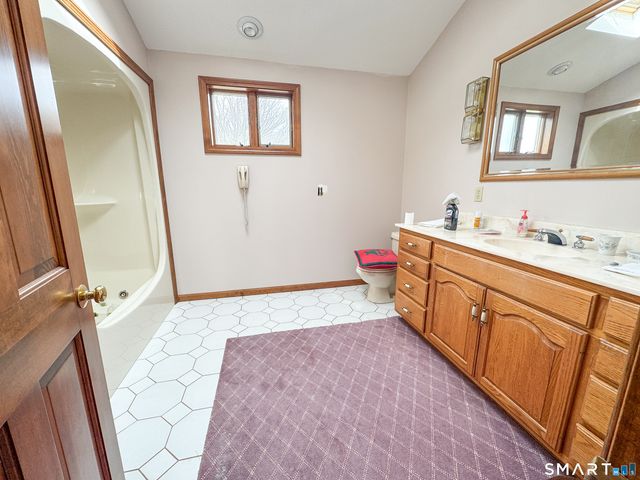 10 Boris Court, Meriden, CT 06450