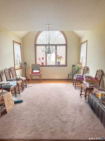 10 Boris Court, Meriden, CT 06450