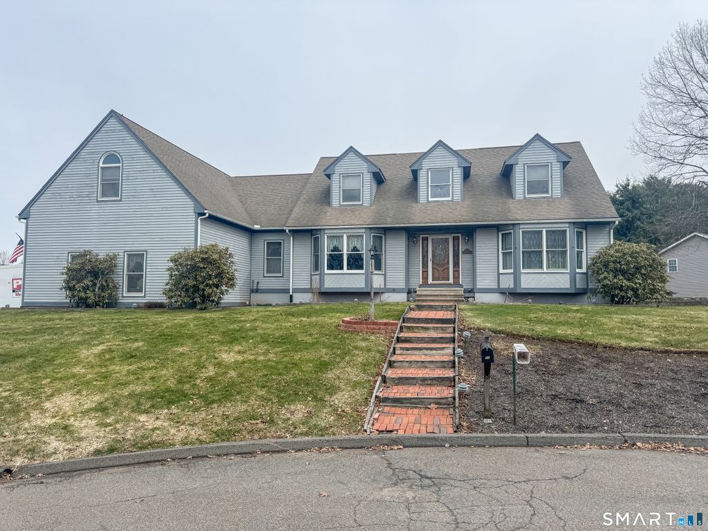 10 Boris Court, Meriden, CT 06450
