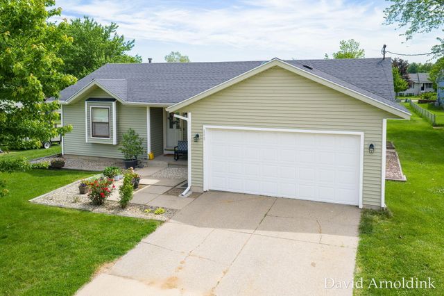265 Country Club Road, Holland, MI 49423