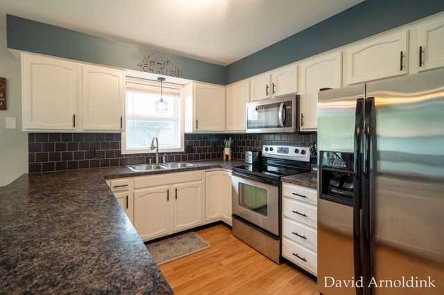 265 Country Club Road, Holland, MI 49423