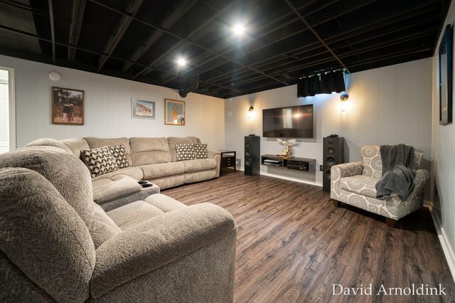 265 Country Club Road, Holland, MI 49423