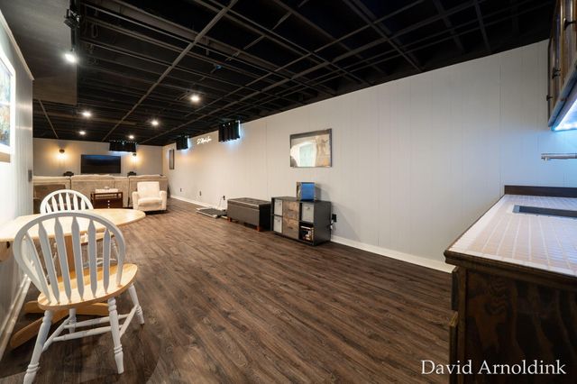 265 Country Club Road, Holland, MI 49423