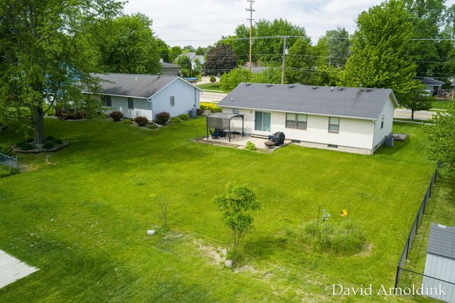 265 Country Club Road, Holland, MI 49423