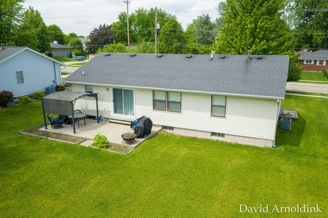 265 Country Club Road, Holland, MI 49423