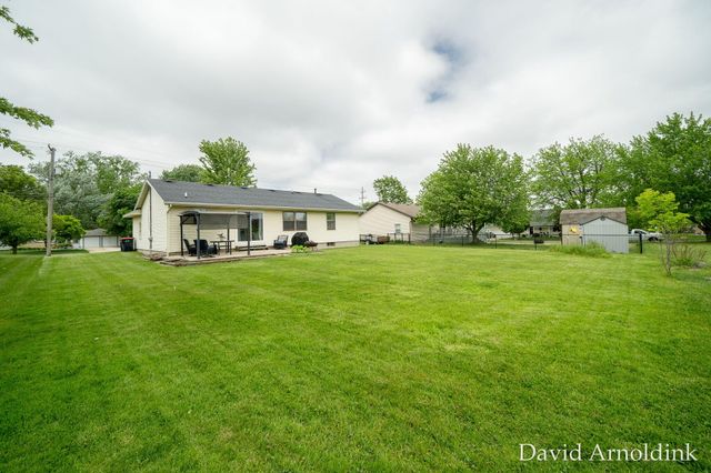 265 Country Club Road, Holland, MI 49423
