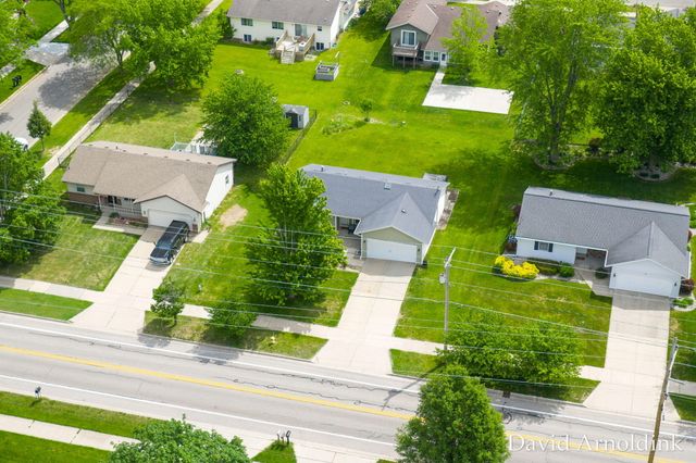 265 Country Club Road, Holland, MI 49423