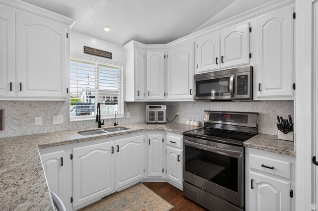 14038 S VAN COTT PEAK CIR, Riverton, UT 84096