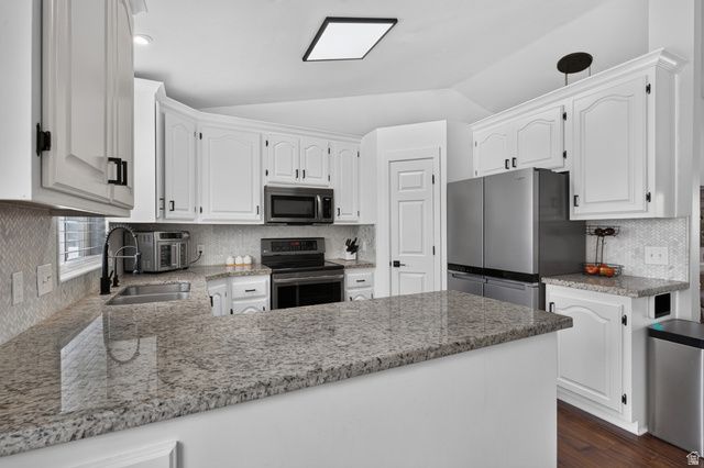 14038 S VAN COTT PEAK CIR, Riverton, UT 84096