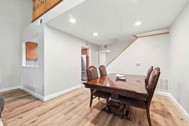 22203 Shadow Valley Circle, Chatsworth, CA 91311