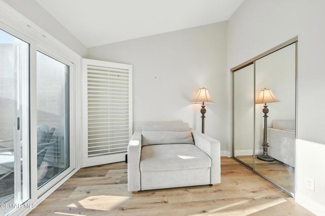 22203 Shadow Valley Circle, Chatsworth, CA 91311