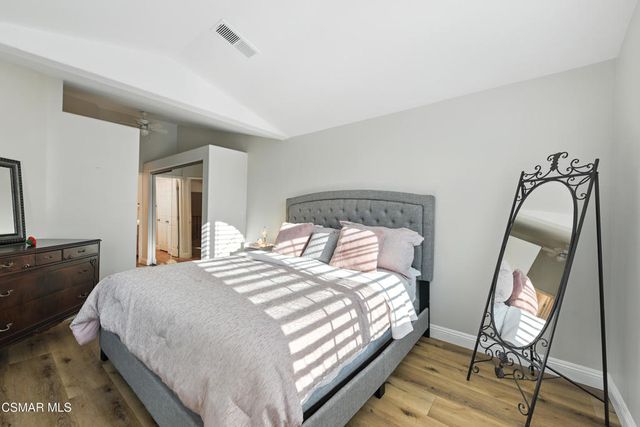 22203 Shadow Valley Circle, Chatsworth, CA 91311