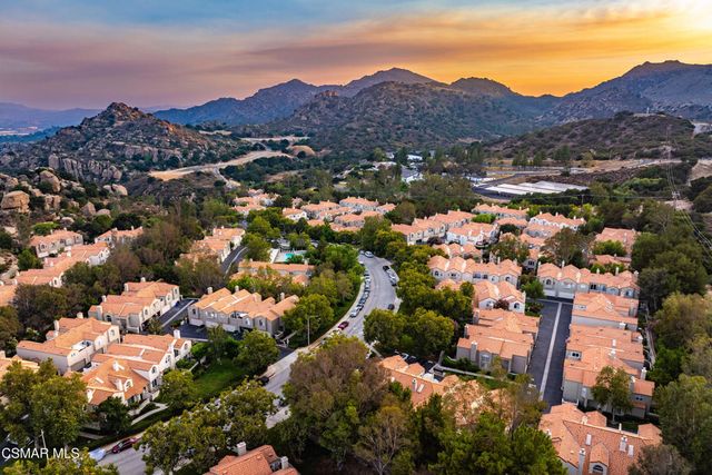 22203 Shadow Valley Circle, Chatsworth, CA 91311