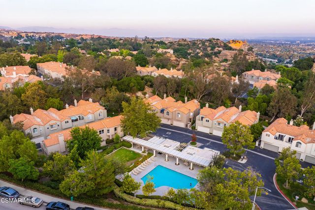 22203 Shadow Valley Circle, Chatsworth, CA 91311