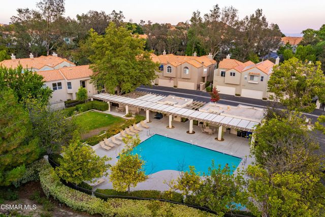 22203 Shadow Valley Circle, Chatsworth, CA 91311