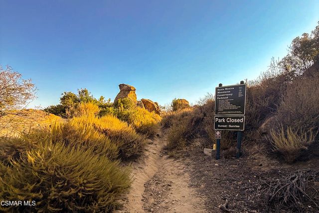 22203 Shadow Valley Circle, Chatsworth, CA 91311