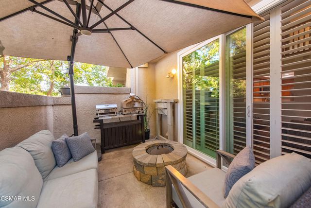 22203 Shadow Valley Circle, Chatsworth, CA 91311