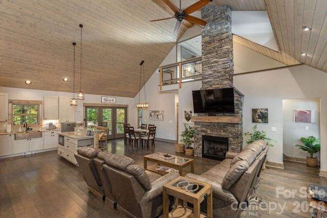 142 Davids Trace, Pisgah Forest, NC 28768