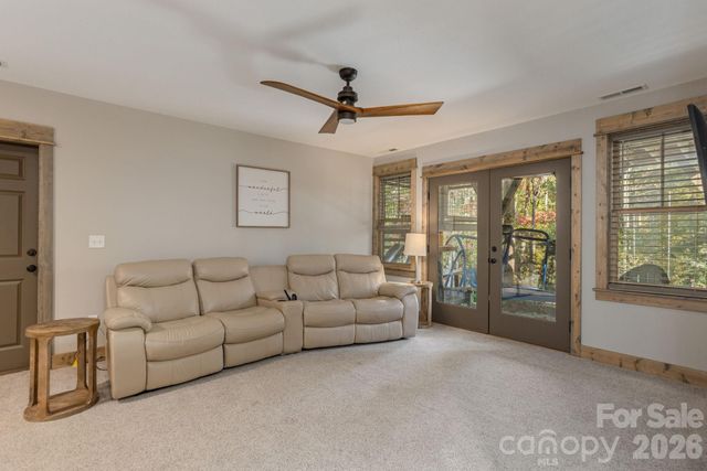 142 Davids Trace, Pisgah Forest, NC 28768