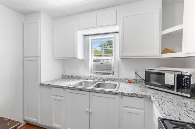 114 Melton Street, Magnolia, TX 77354