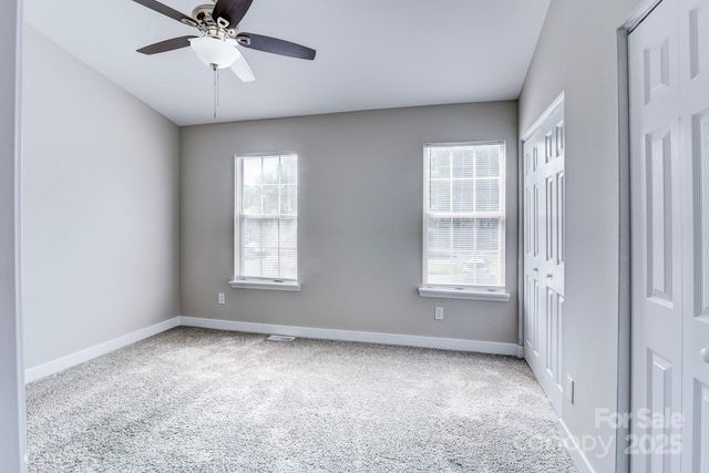 6129 Windsor Gate Lane, Charlotte, NC 28215